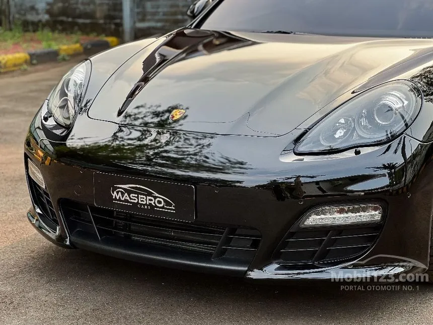 2013 Porsche Panamera Hatchback