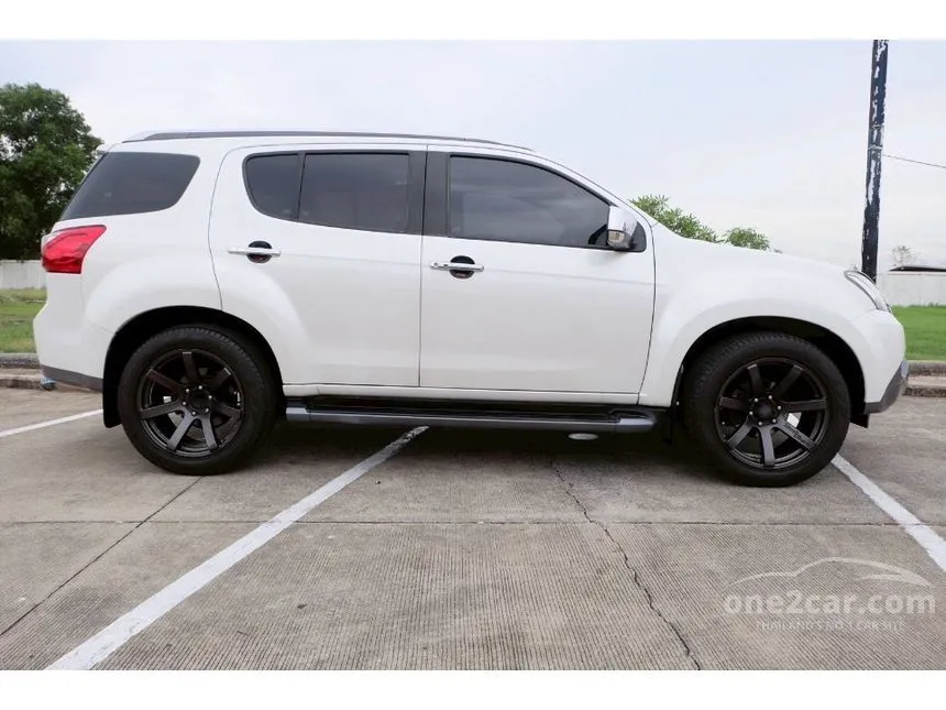 2015 Isuzu MU-X DVD Navi SUV
