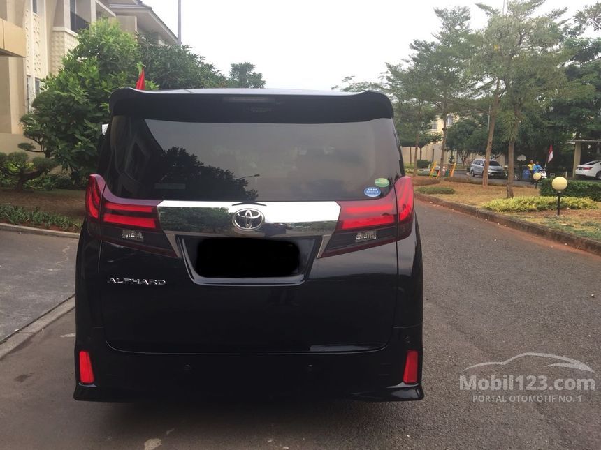 2016 Toyota Alphard X Van Wagon