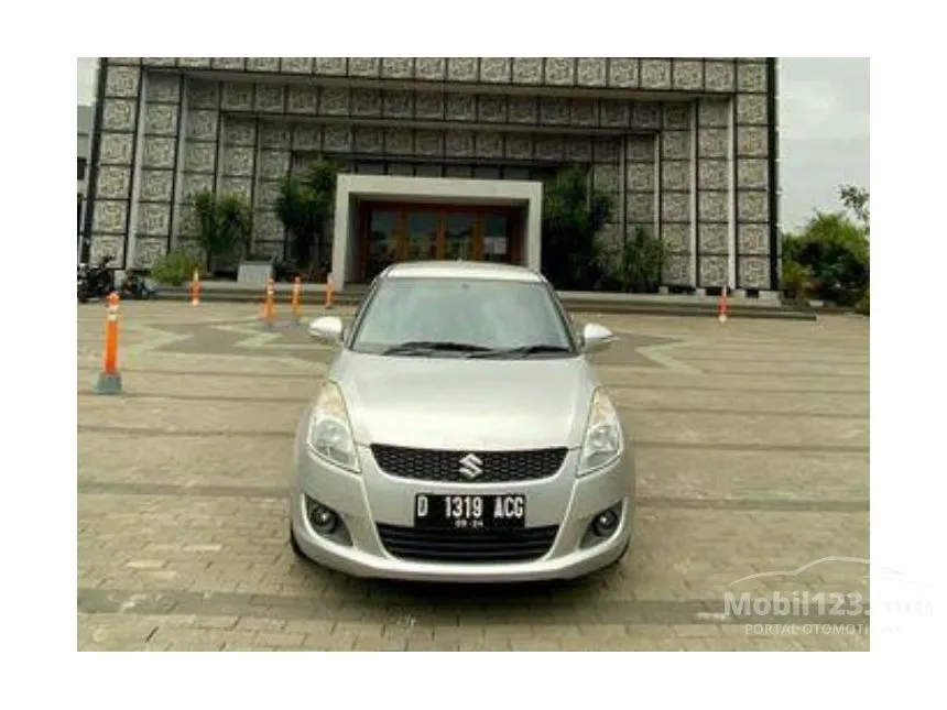 Jual Mobil Suzuki Swift 2014 GX 1.4 di Jawa Barat Manual Hatchback Abu