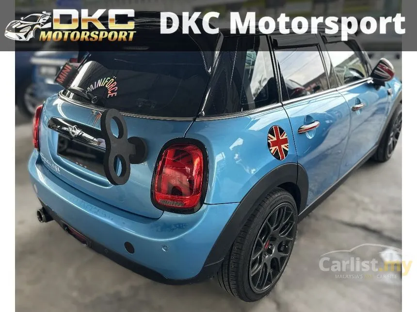 2016 MINI Cooper 5 Door Hatchback