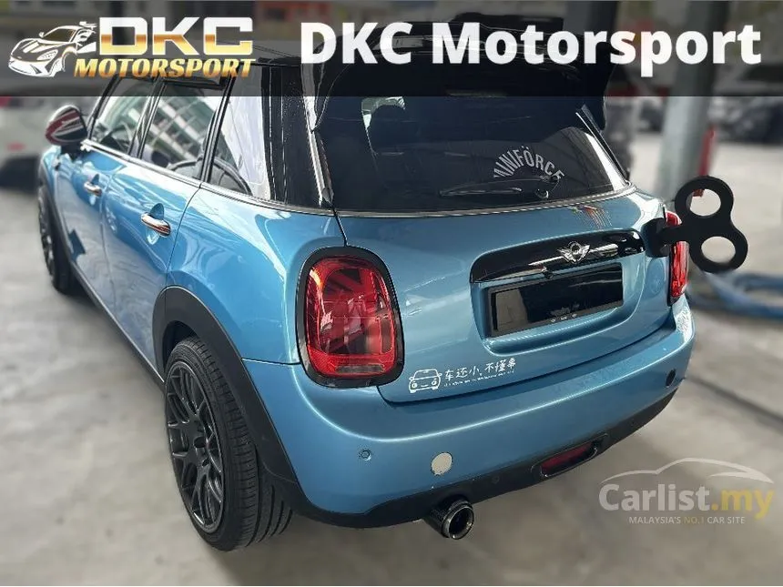 2016 MINI Cooper 5 Door Hatchback