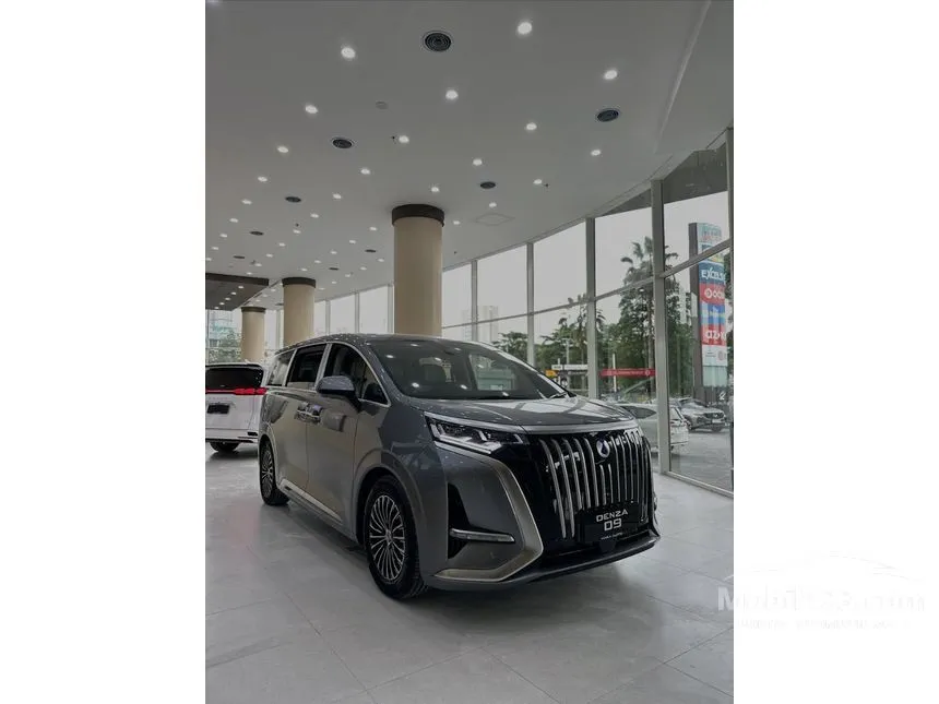 2025 Denza D9 Advanced MPV