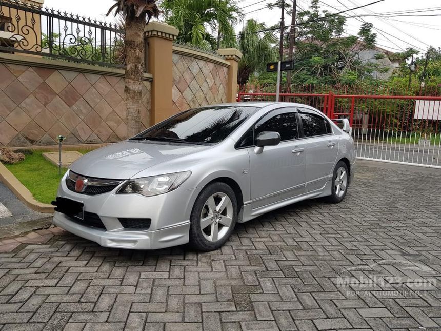 Jual Mobil Honda Civic 2009 Fd 1 8 Di Jawa Timur Manual Sedan Silver Rp 145 000 000 7752451 Mobil123 Com