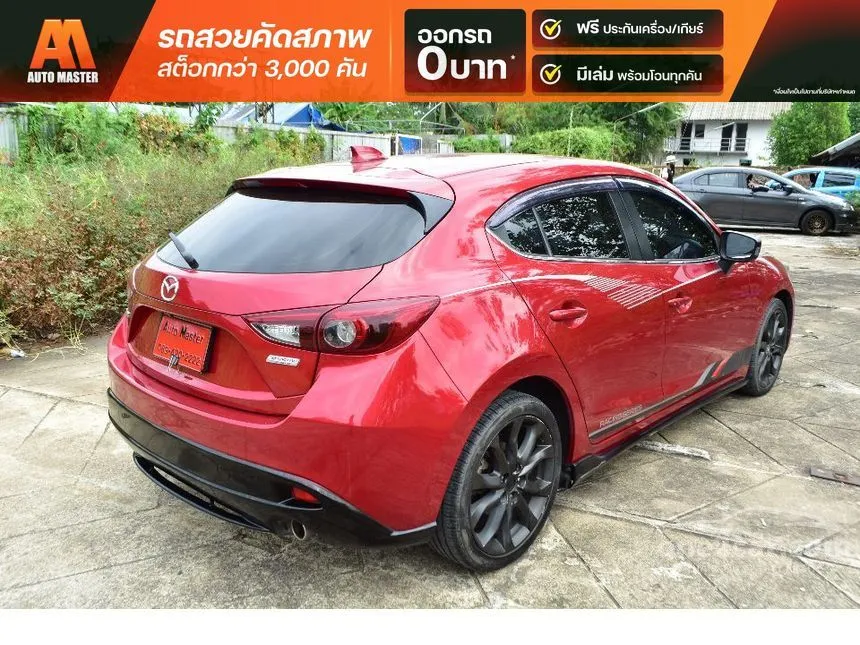2017 Mazda 3 S Sports Hatchback
