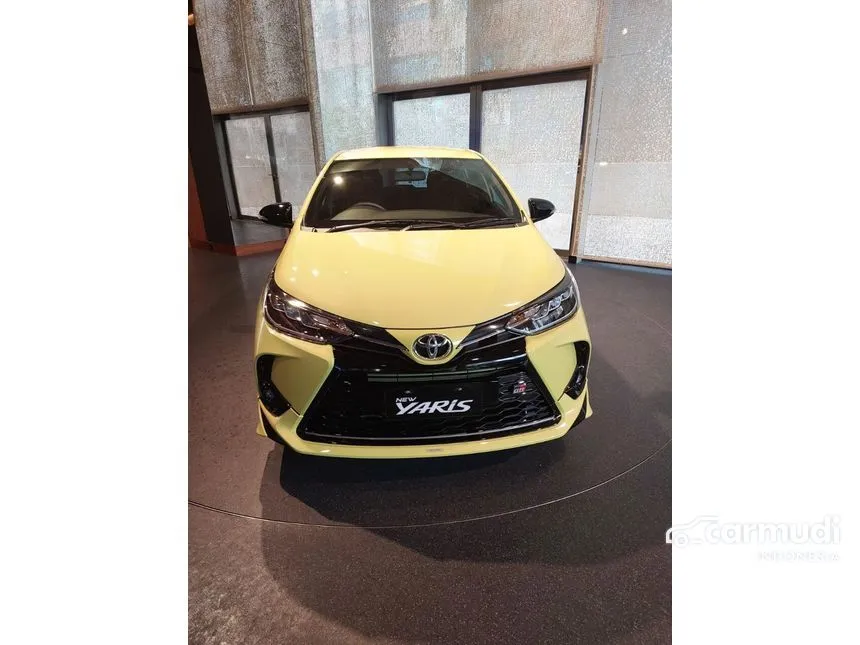 Jual Mobil Toyota Yaris 2024 S GR Sport 1.5 di Jawa Barat Automatic Hatchback Kuning Rp 312.900.000