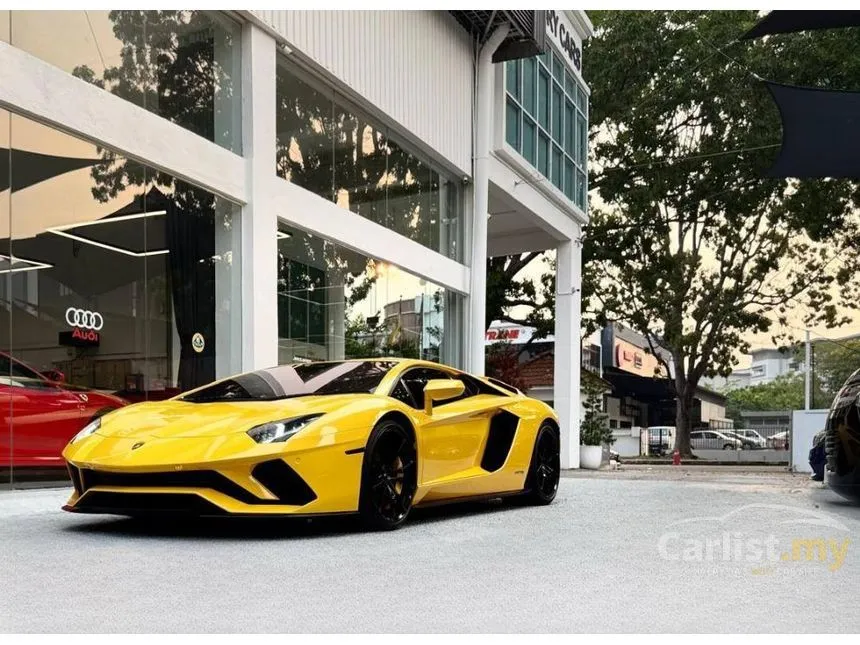 2017 Lamborghini Aventador S Coupe
