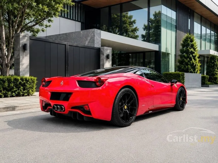 2011 Ferrari 458 Italia Coupe