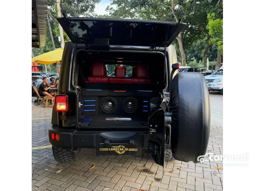 2013 Jeep Wrangler Rubicon 10th Anniversary SUV