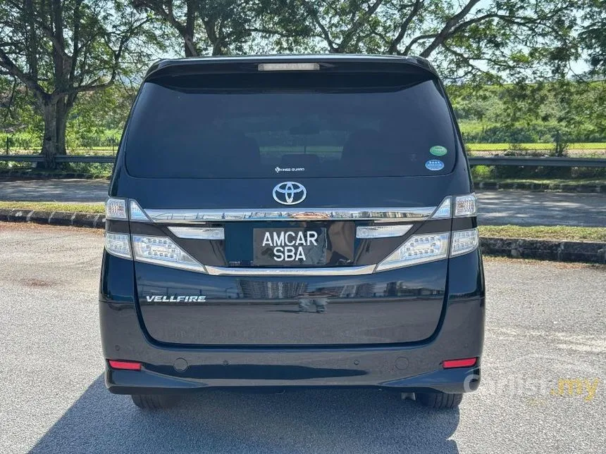2014 Toyota Vellfire X MPV