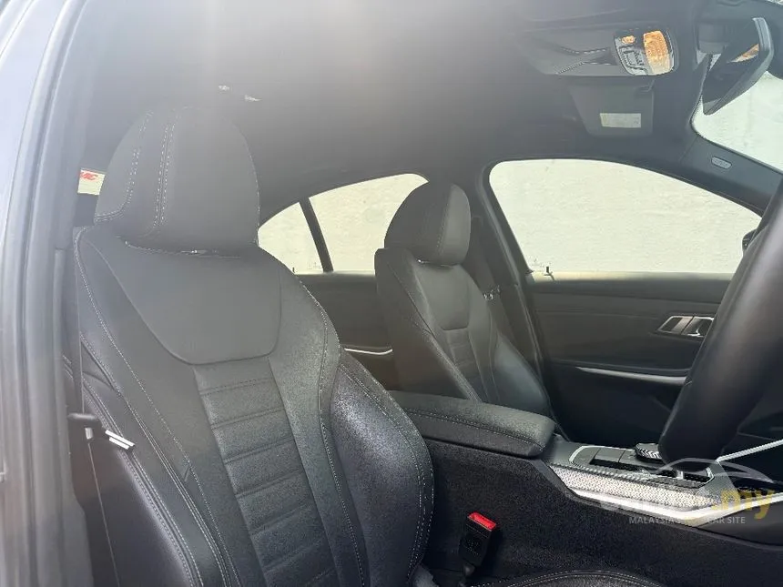 2023 BMW 320i M Sport Sedan