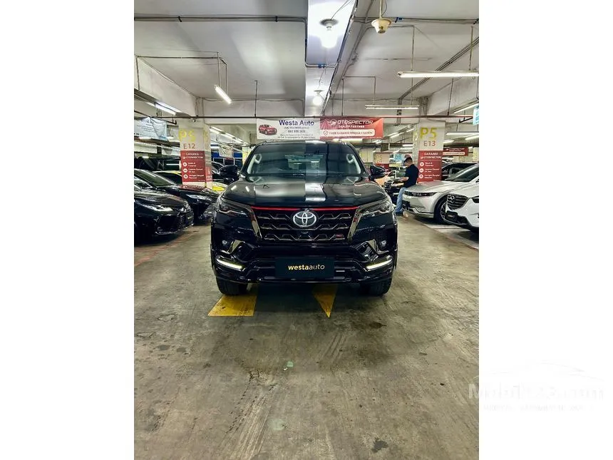 2021 Toyota Fortuner VRZ TRD 4X2 SUV