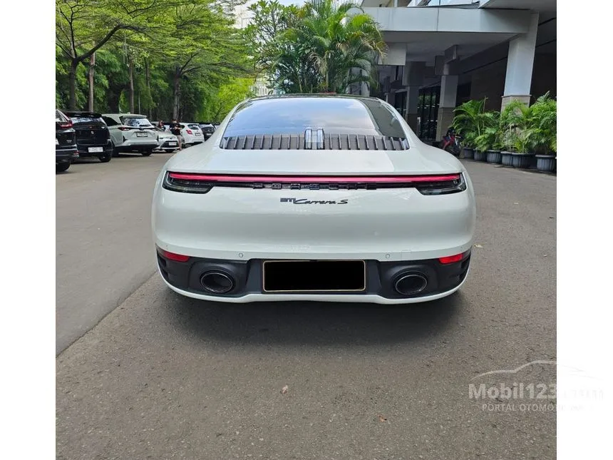 2022 Porsche 911 Carrera S Coupe