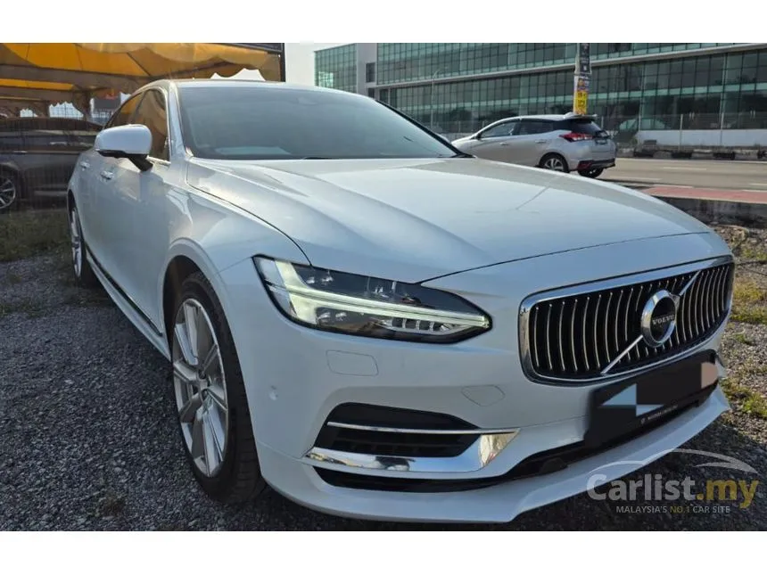 2019 Volvo S90 T8 Inscription Plus Sedan