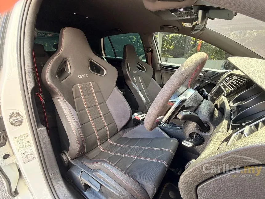 2016 Volkswagen Golf GTI Clubsport Hatchback