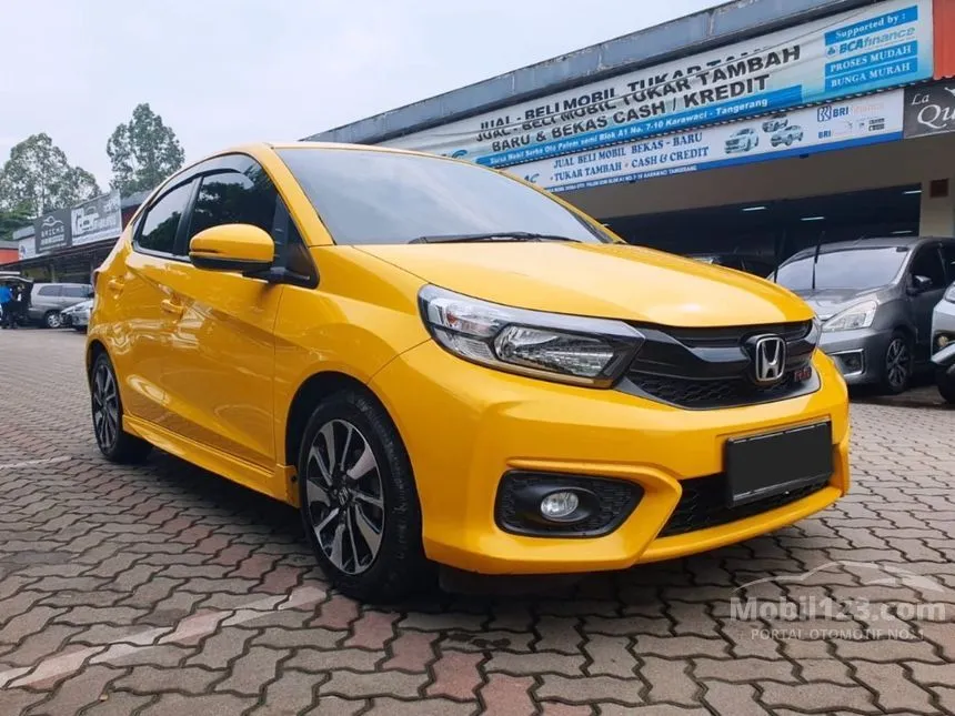 Jual Mobil Honda Brio 2022 RS 1.2 di Banten Automatic Hatchback Kuning Rp 176.500.000