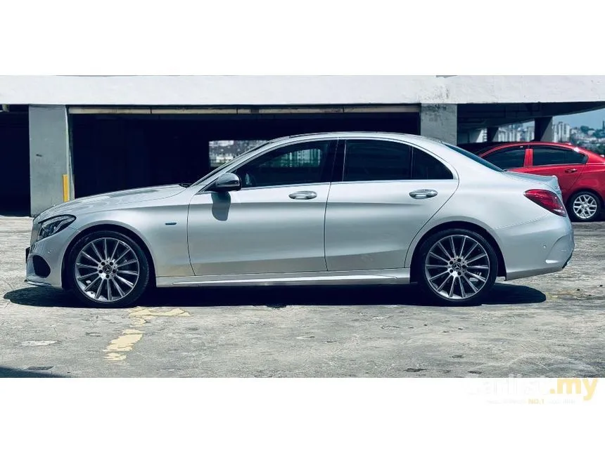 2019 Mercedes-Benz C350e AMG Line Sedan