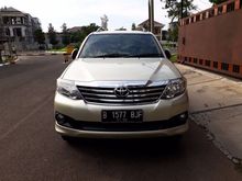 Toyota Fortuner 2.5 G A/T SUV