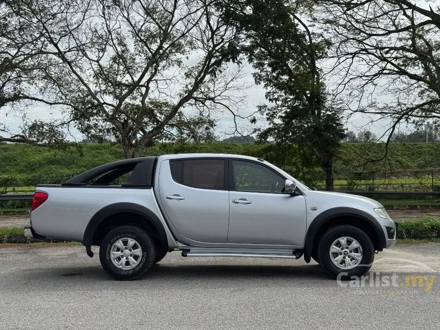 2013 Mitsubishi Triton VGT Dual Cab 4X4 Pickup