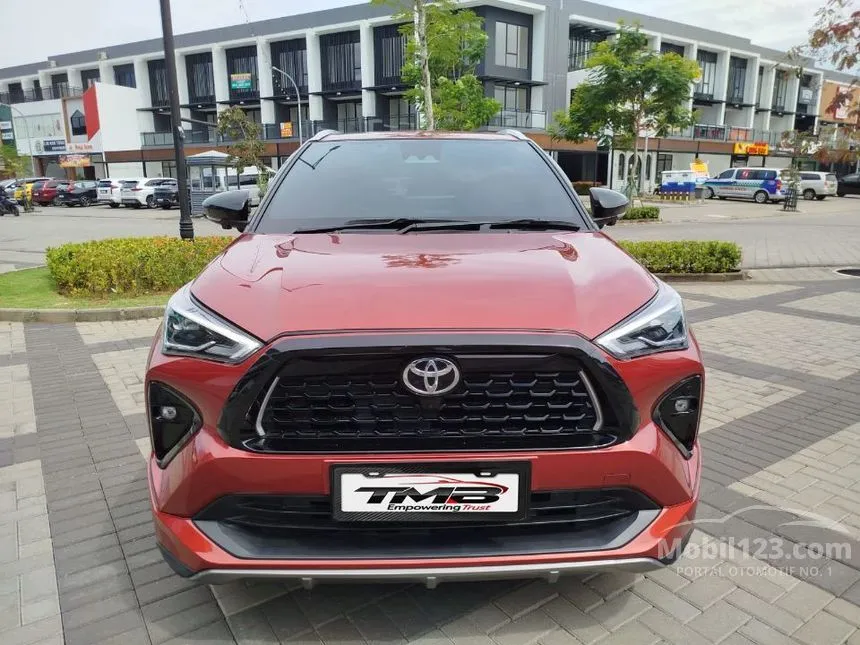 2023 Toyota Yaris Cross S SUV