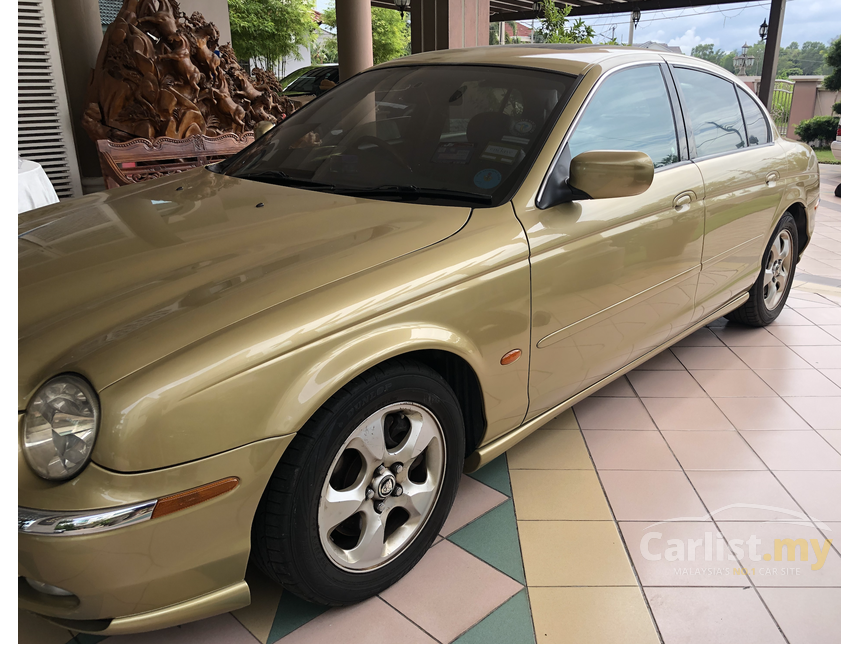 1999 Jaguar S-Type Luxury SWB Sedan