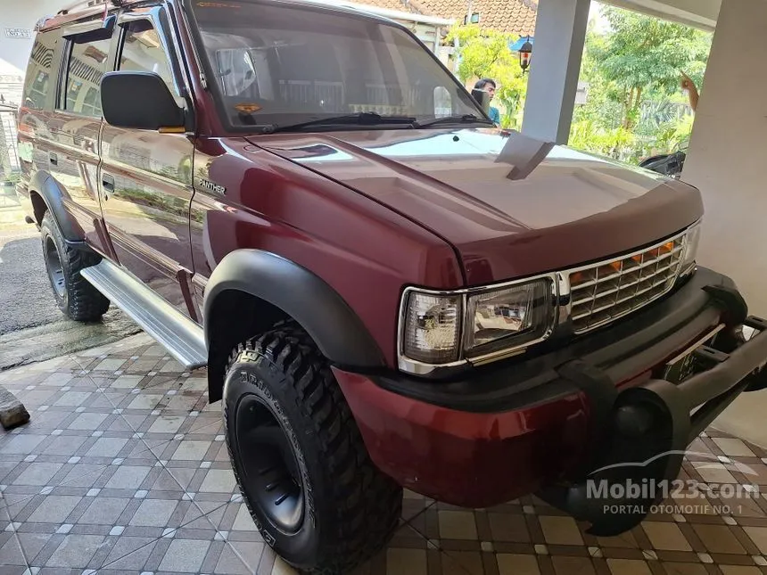 Jual Mobil Isuzu Panther 1997 2.5 di Jawa Tengah Manual MPV Minivans Merah Rp 85.000.000