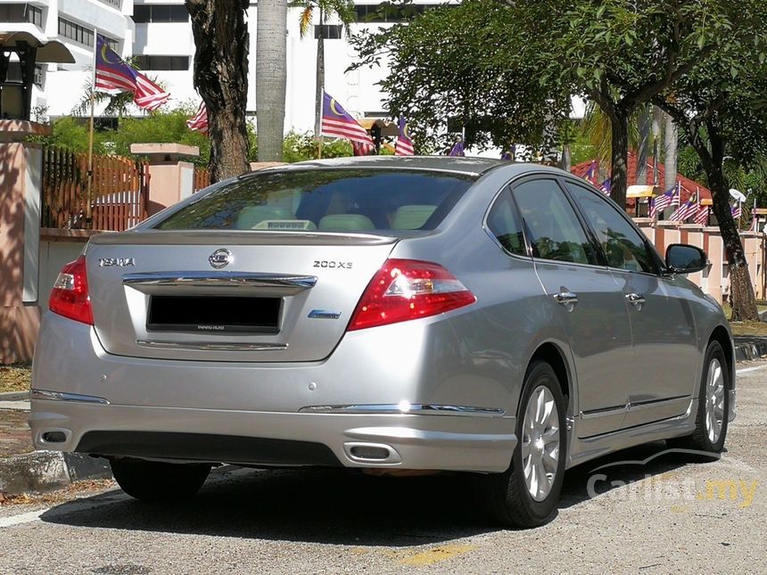 Nissan teana 2011 года