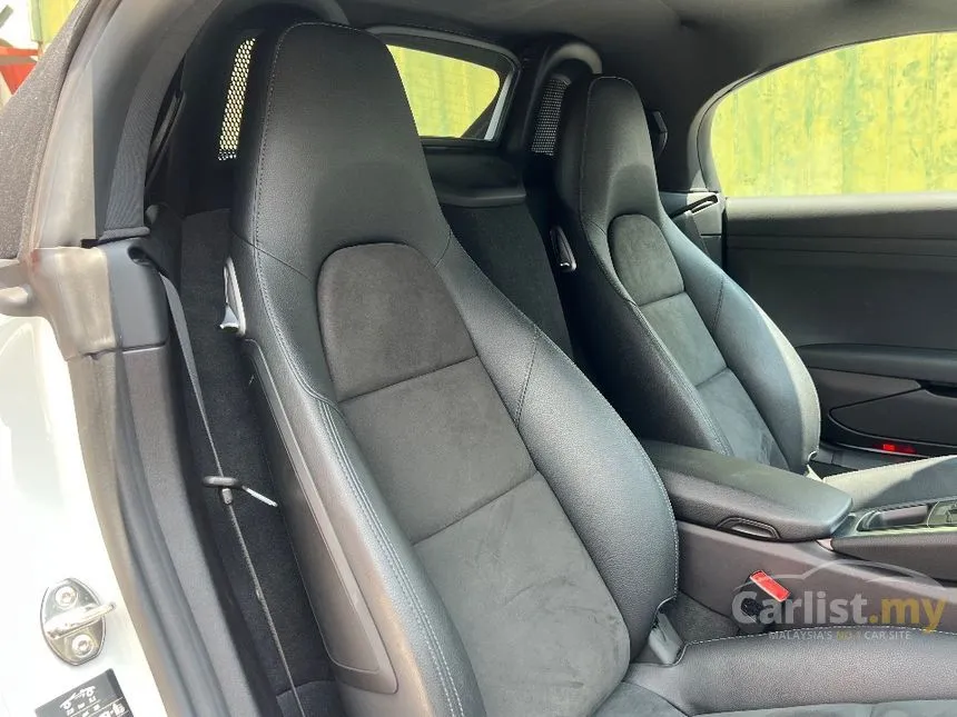 2021 Porsche 718 Boxster Convertible