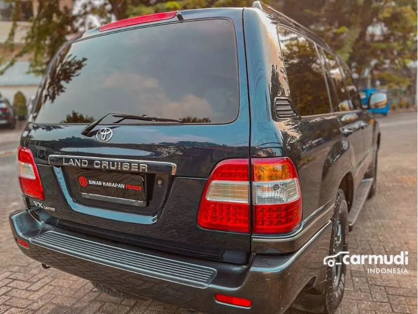 2004 Toyota Land Cruiser VX Limited SUV