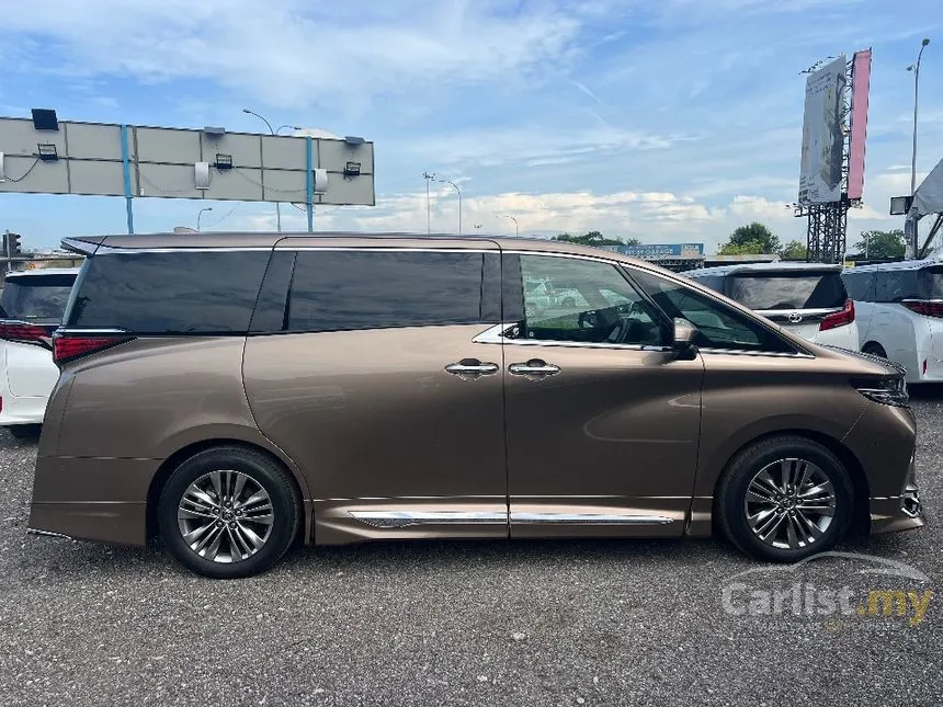 2024 Toyota Alphard Z 7-Seater MPV