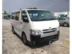 2014 Toyota Hiace 2.5 Window Van (M) - LOW ROOF / NO ACCIDENT / 15 SEAT
