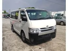 2014 Toyota Hiace 2.5 Window Van (M) - LOW ROOF / NO ACCIDENT / 15 SEAT