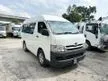 Used 2009 Toyota Hiace 2.5 Diesel Window Van Original Tip Top Condition
