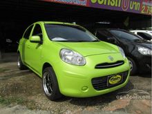 2013 Nissan March 1.2 (ปี 10-16) E Hatchback AT