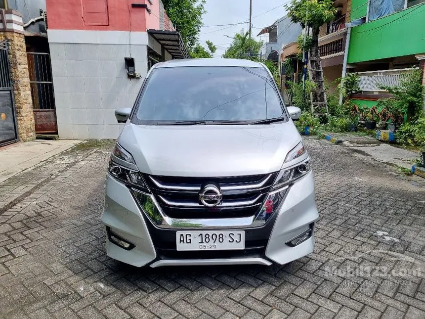 Jual Mobil Nissan Serena 2019 Highway Star 2.0 di Jawa Timur Automatic MPV Silver Rp 290.000.000