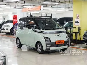 2023 Wuling Air EV Long Range + Charging Pile Hatchback