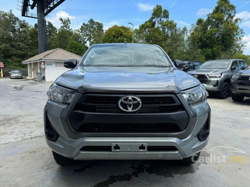 2026 Toyota Hilux E Dual Cab Pickup