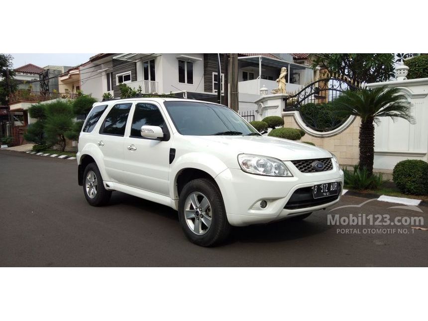 Jual Mobil Ford Escape 2011 Limited 4x2 2 3 Di Dki Jakarta Automatic Suv Putih Rp 109 000 000 4777751 Mobil123 Com