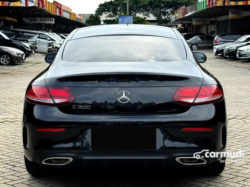 2019 Mercedes-Benz C300 AMG Line Coupe