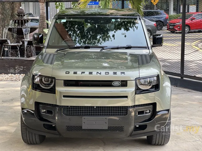 2022 Land Rover Defender 110 P300 SUV