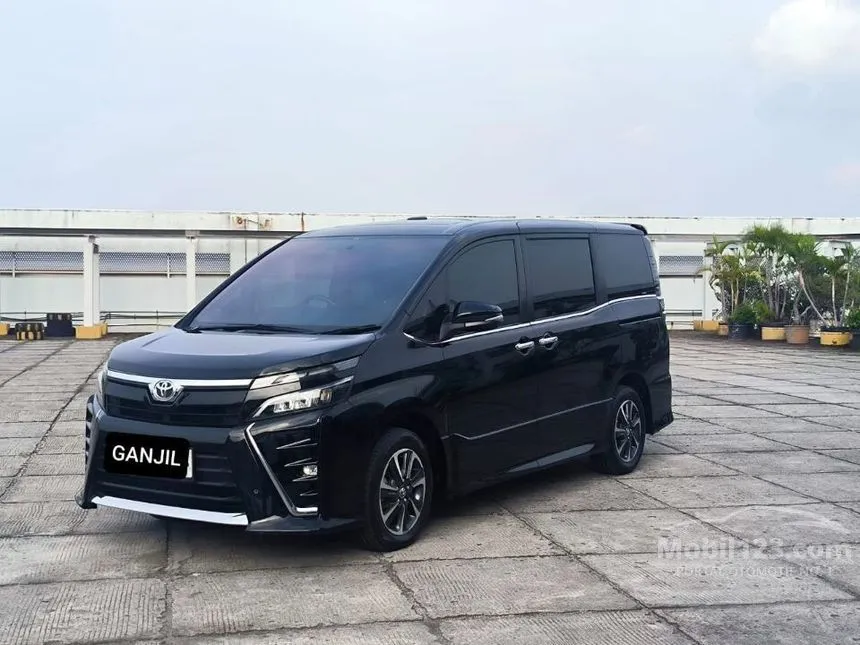 Jual Mobil Toyota Voxy 2018 2.0 di DKI Jakarta Automatic Wagon Hitam Rp 300.000.000