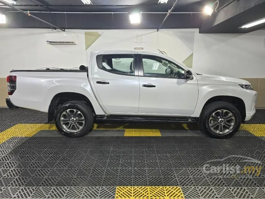 2023 Mitsubishi Triton VGT Premium Dual Cab Pickup Truck