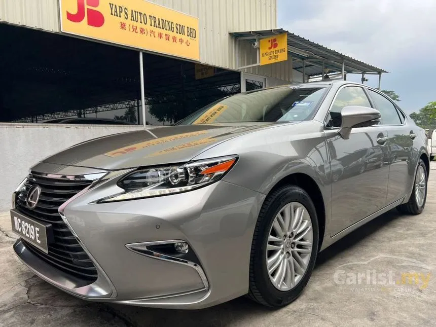 2015 Lexus ES250 Sedan