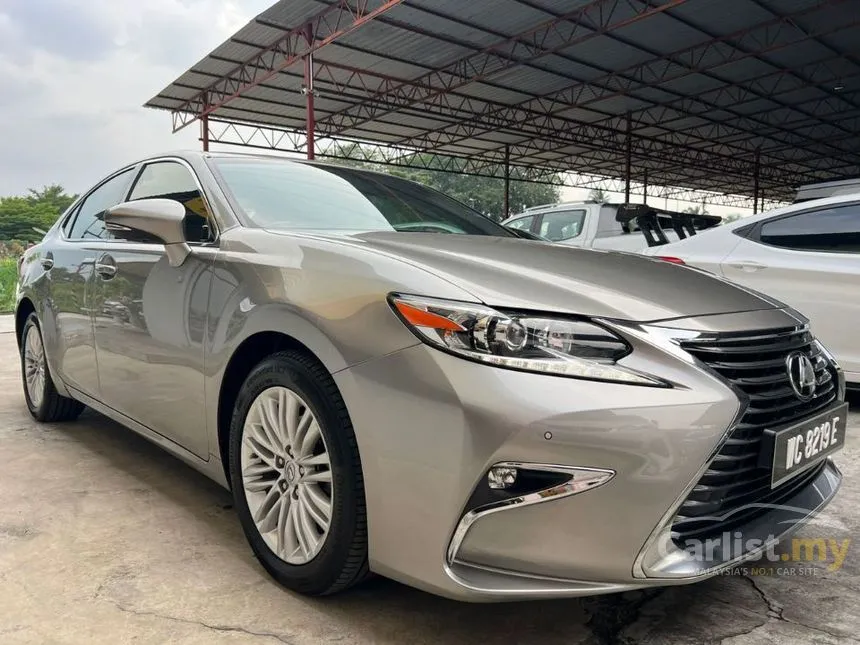 2015 Lexus ES250 Sedan