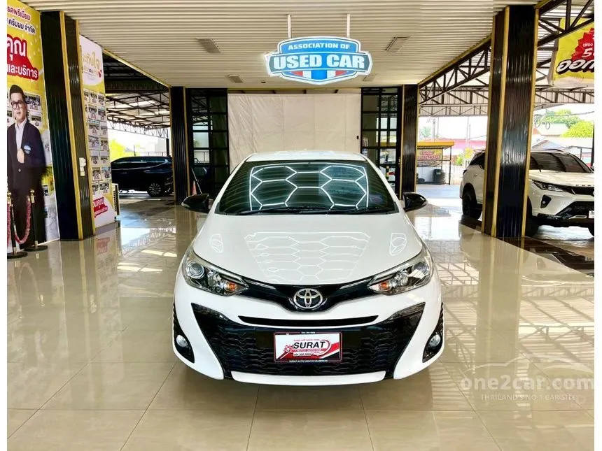 2020 Toyota YARIS High Hatchback