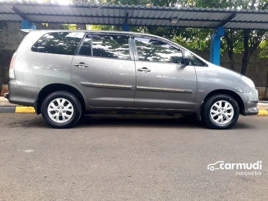 2010 Toyota Kijang Innova G MPV