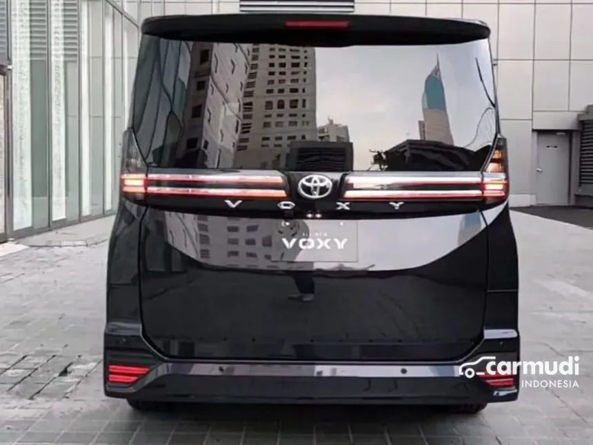 2024 Toyota Voxy Van Wagon