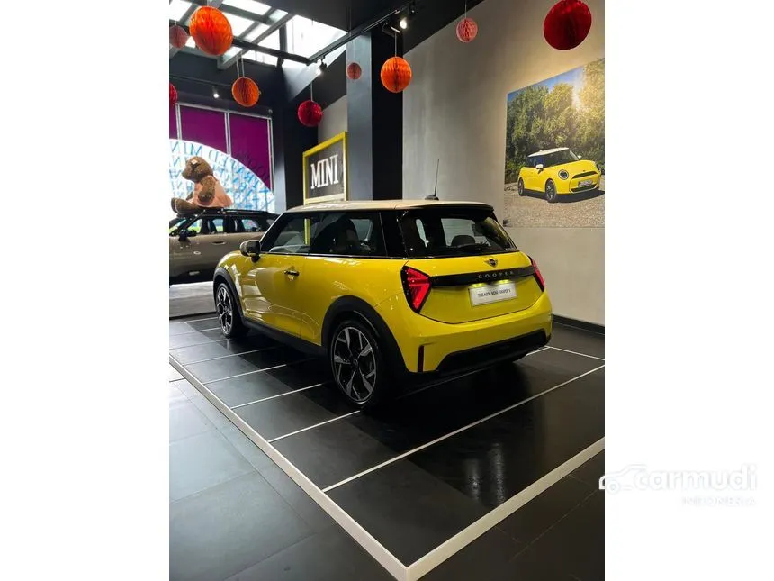 2025 MINI Cooper S 3 Door Hatchback