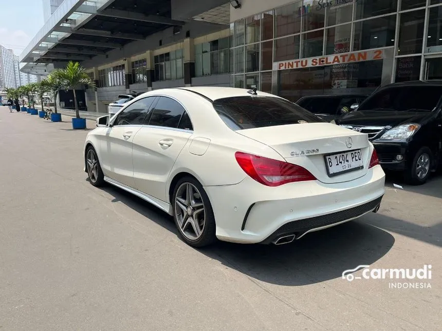 2015 Mercedes-Benz CLA200 Urban Coupe