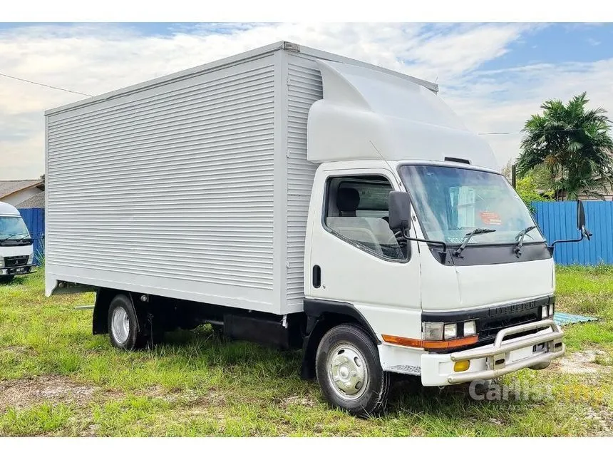 2000 Mitsubishi Fuso Lorry
